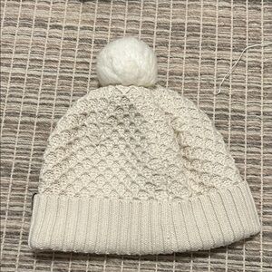 Lululemon Athletica Cream Knit Beanie